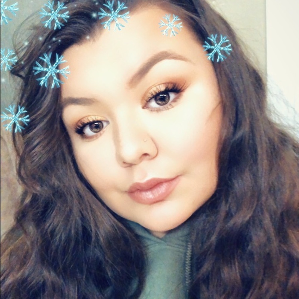 Meet your Posher, Yulissa